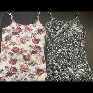 UO Nollie Spaghetti Strap Tanks size sm